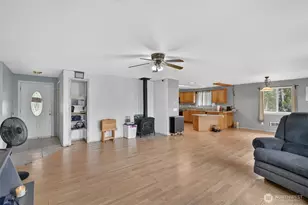 105 Ricky Ln, Onalaska, WA 98570 - Photo 7