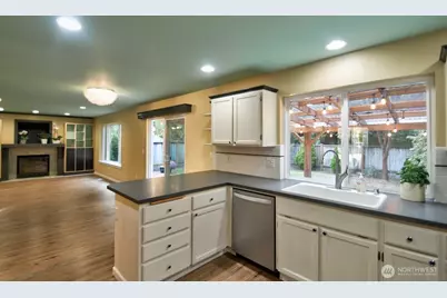 2927 Westside Drive NW, Olympia, WA 98502 - Photo 11