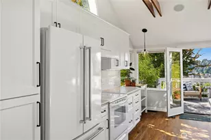 2837 12th Ave W, Seattle, WA 98119 - Photo 17