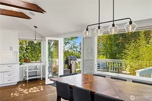 2837 12th Ave W, Seattle, WA 98119 - Photo 11