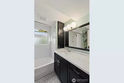2837 12th Avenue W, Seattle, WA 98119 - Photo 31