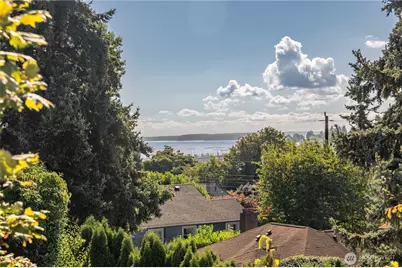 2837 12th Avenue W, Seattle, WA 98119 - Photo 19