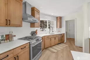 2145 Clover Ct, Mukilteo, WA 98275 - Photo 11