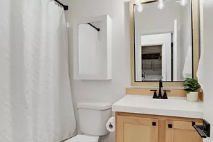 537 225th Ln NE, Sammamish, WA 98074 - Photo 17