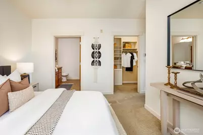 6015 Phinney Avenue N #409, Seattle, WA 98103 - Photo 17
