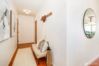 6015 Phinney Avenue N #409, Seattle, WA 98103 - Photo 5