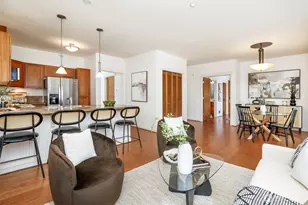 6015 Phinney Ave N, Seattle, WA 98103 - Photo 7