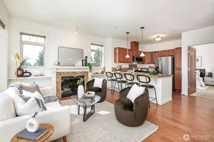 6015 Phinney Ave N, Seattle, WA 98103 - Photo 9