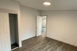 827 West Valley Hwy, Kent, WA 98032 - Photo 35