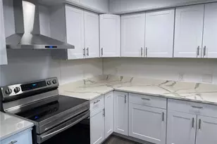 827 West Valley Hwy, Kent, WA 98032 - Photo 11
