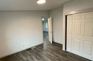 827 West Valley Hwy, Kent, WA 98032 - Photo 37