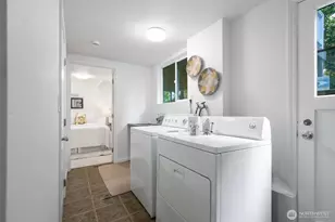17716 Densmore Ave N, Shoreline, WA 98133 - Photo 29