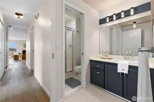 4511 Greenwood Ave N, Seattle, WA 98103 - Photo 15