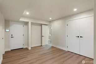 2425 NW Blue Ridge Dr, Seattle, WA 98177 - Photo 21