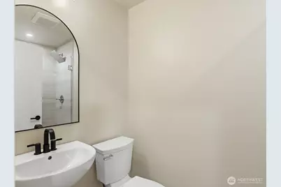 2425 NW Blue Ridge Drive, Seattle, WA 98177 - Photo 17