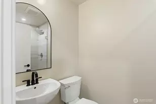 2425 NW Blue Ridge Dr, Seattle, WA 98177 - Photo 17