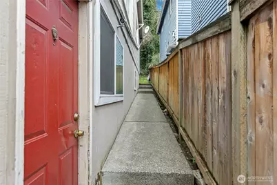 1537 15th Avenue S, Seattle, WA 98144 - Photo 3