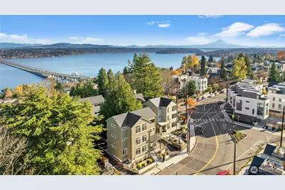 1132 31st Avenue S, Seattle, WA 98144 - Photo 1