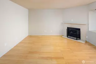 150 Melrose Ave E, Seattle, WA 98102 - Photo 9