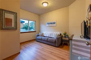 1513 E First Ct, Deer Park, WA 99006 - Photo 17