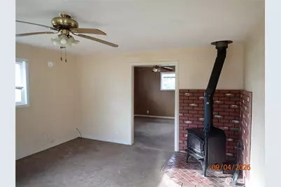 2249 Michigan Avenue, Raymond, WA 98577 - Photo 11