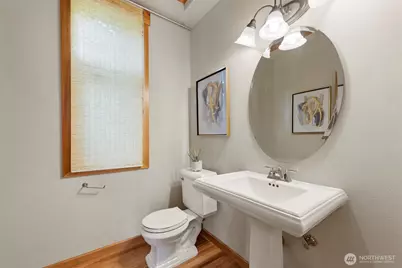 16 Florentia Street, Seattle, WA 98109 - Photo 11