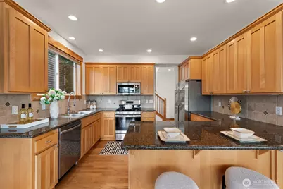 16 Florentia Street, Seattle, WA 98109 - Photo 7