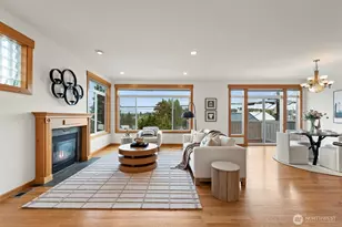 16 Florentia St, Seattle, WA 98109 - Photo 3