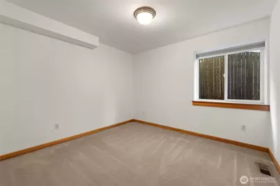 16 Florentia Street, Seattle, WA 98109 - Photo 19