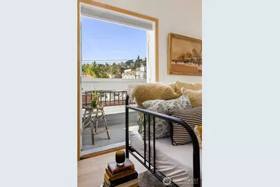 812 5th Avenue N #410, Seattle, WA 98109 - Photo 13