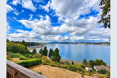 428 Farragut Avenue N, Port Orchard, WA 98366 - Photo 3