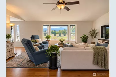 32 Majesty Way, Port Angeles, WA 98362 - Photo 5