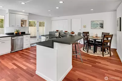 6216 108th Place NE, Kirkland, WA 98033 - Photo 11