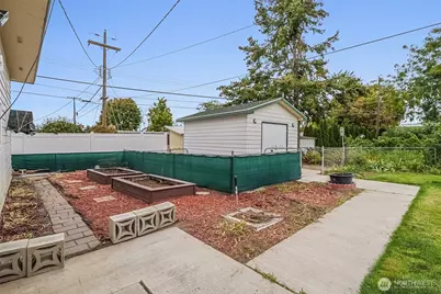 920 S Dahlia Drive, Moses Lake, WA 98837 - Photo 35