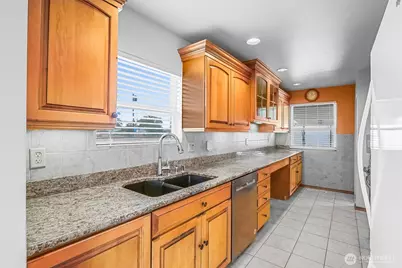 920 S Dahlia Drive, Moses Lake, WA 98837 - Photo 11