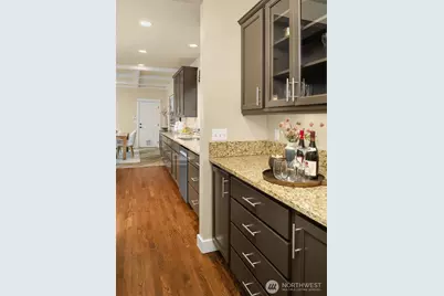 3432 33rd Avenue W, Seattle, WA 98199 - Photo 21