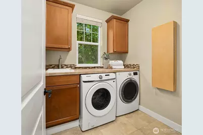 3432 33rd Avenue W, Seattle, WA 98199 - Photo 31