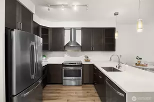 1760 NW 56th St, Seattle, WA 98107 - Photo 11