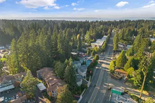23224 Edmonds Way, Edmonds, WA 98026 - Photo 31
