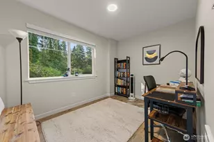 23224 Edmonds Way, Edmonds, WA 98026 - Photo 5