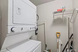 920 SW Holden St, Seattle, WA 98106 - Photo 7