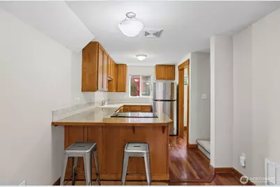 920 SW Holden Street #B, Seattle, WA 98106 - Photo 17