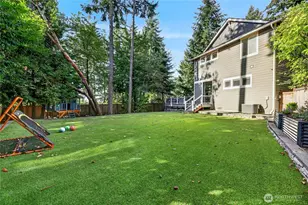 2300 126th Ave NE, Bellevue, WA 98005 - Photo 31