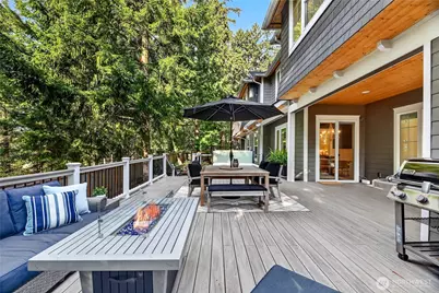 2300 126th Avenue NE, Bellevue, WA 98005 - Photo 29