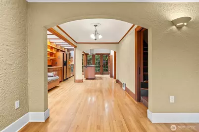 6705 56th Avenue S, Seattle, WA 98118 - Photo 7