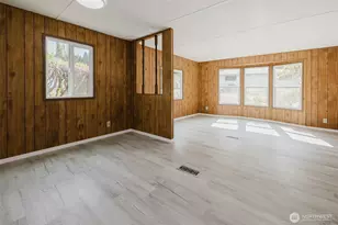 8760 NE State Hwy 303, Bremerton, WA 98311 - Photo 17