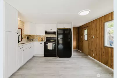 8760 NE State Hwy 303 #B, Bremerton, WA 98311 - Photo 19