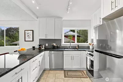 1723 NE 92nd Street, Seattle, WA 98115 - Photo 21