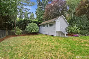 1723 NE 92nd St, Seattle, WA 98115 - Photo 37