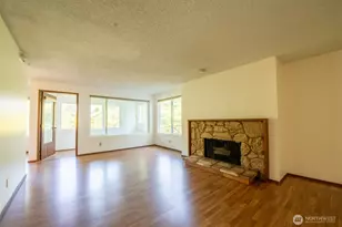 17417 Ashworth Ave N, Shoreline, WA 98133 - Photo 9